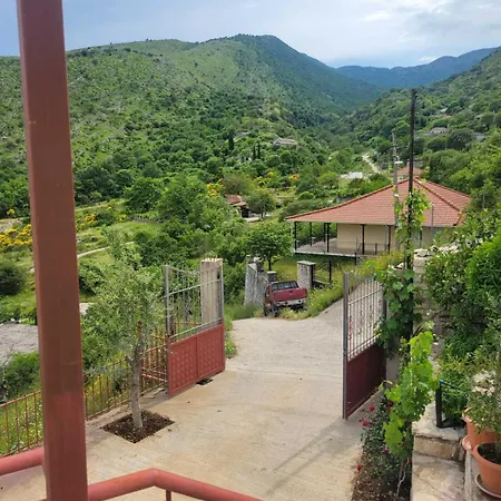 Casa de hóspedes Xhumba Dhuvjan