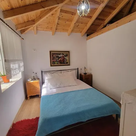 Casa de hóspedes Xhumba 4*